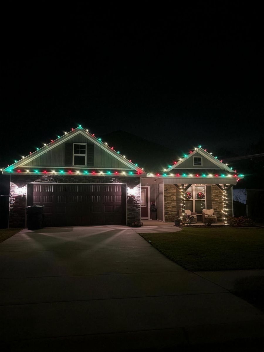 Red, green and white roofline lights